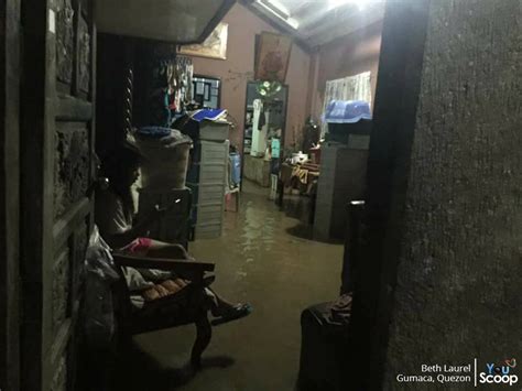 Pinasuk at Kinantot si Stepsister sa Kubo .